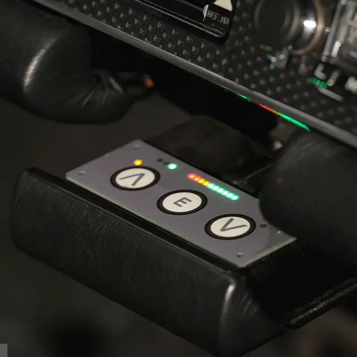 Knöpfe im umgebauten Aschenbecher